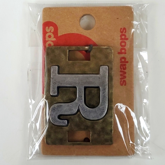 Boutique Swap Bops Adornment Charm Large Rectangle R Any Necklace or Bracelet - Picture 1 of 5